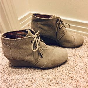Tom’s Wedge Booties - Size 8